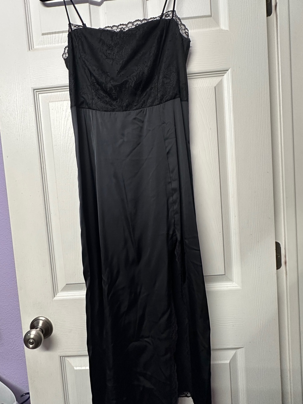 Abercrombie & Fitch Black Lace-Trim Satin Slip Dress - Womens Medium Petite